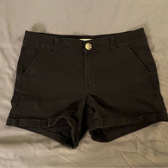 SO Pants - SO Black Shorts Size 5